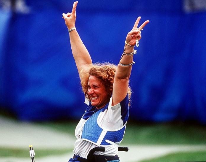 Paola Fantato Paralympic gold 2000.jpg