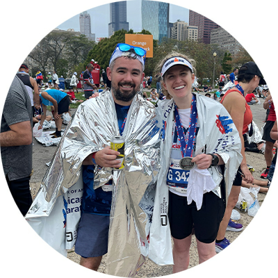 400x400-Grace-and-Barry-at-the-Chicago-Marathon.jpg