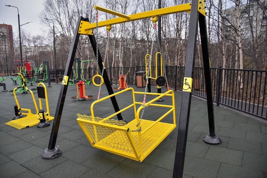 Глава Железноводска пообещал игровую площадку детям-инвалидам