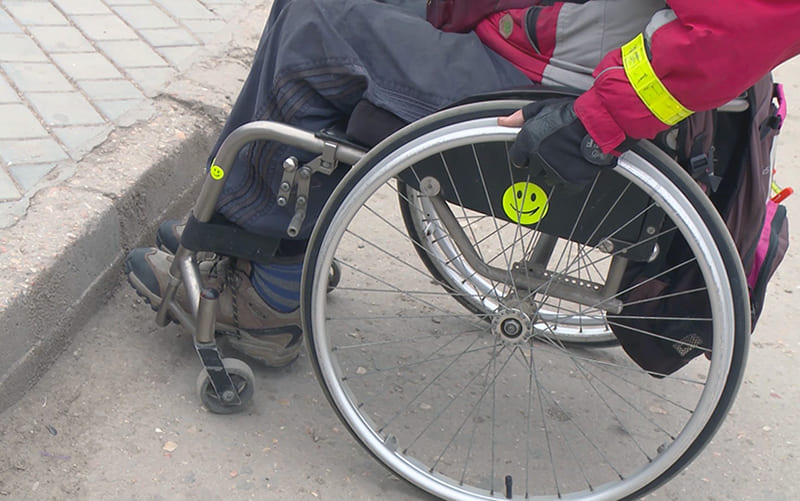 В Севастополе водитель автобуса не пустил инвалида-колясочника