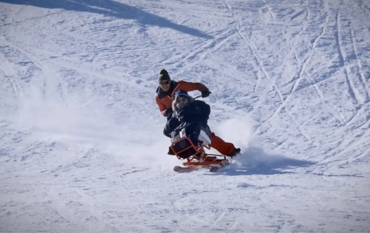Тони Моджио, парализованный после аварии, спустится на лыжах по Валле-Бланш в тандеме